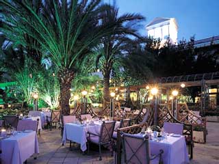 Amathus Beach Hotel Paphos: Restaurant