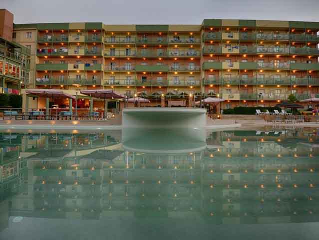 Ariti Grand Hotel - 