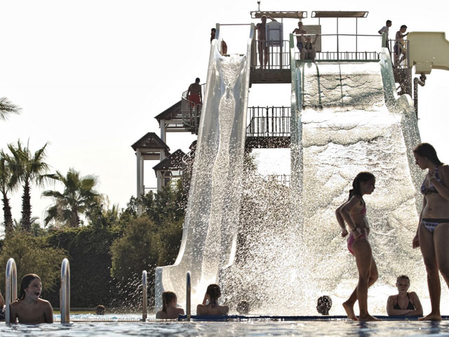 Cornelia De Luxe Resort: Pool Area