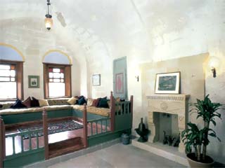 Sinasos Rose Mansions: Hall