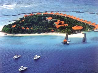 Vivanta by Taj Coral Reef Resort