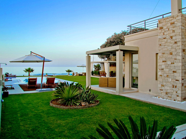 Hersonissos Beach Villa - 