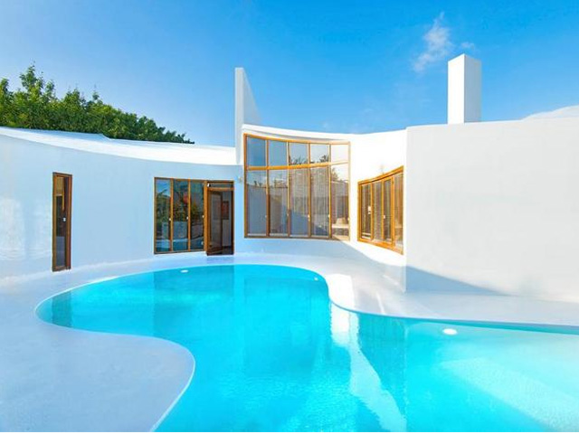 Art Deco Luxury Residence: 