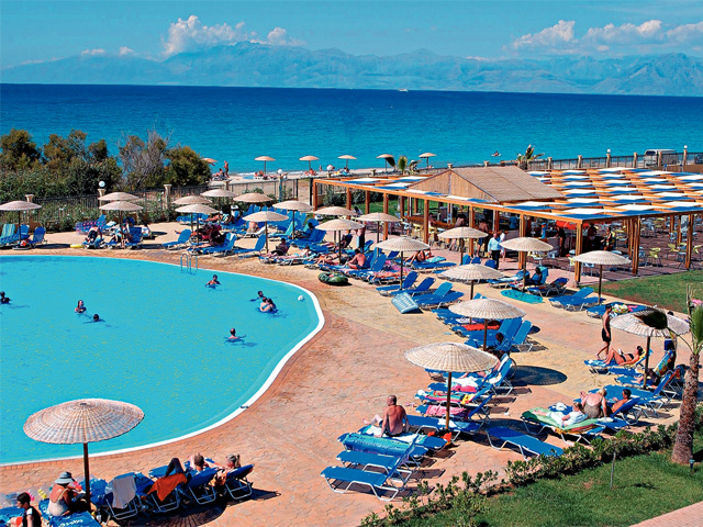 Almyros Beach Resort and SPA