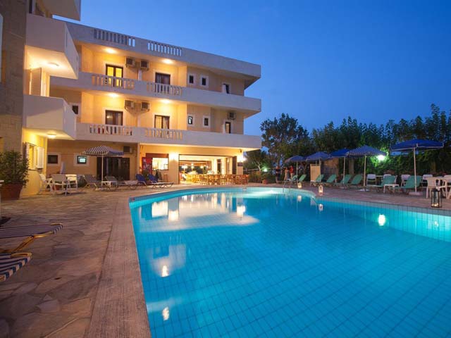 Dimitra Hotel and Apartments - 