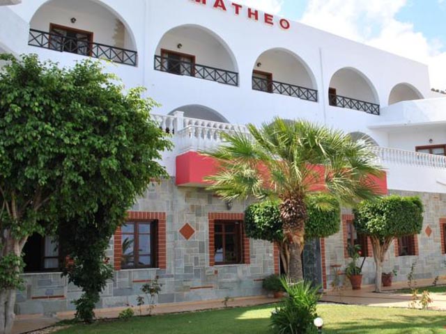 Matheo Hotel Villas and Suites - 
