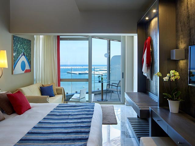 Kyma Suites Beach Hotel: 