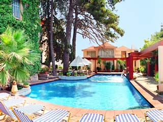 Loriet Hotel - The old Mansion House - Swimming Pool