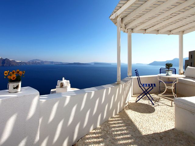 Villas and Mansions of Santorini Island - 