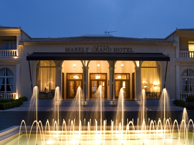 Mabely Grand Hotel - 
