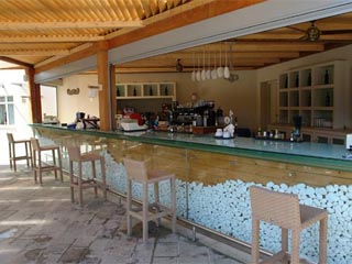 Kyllini Beach Resort: Bar