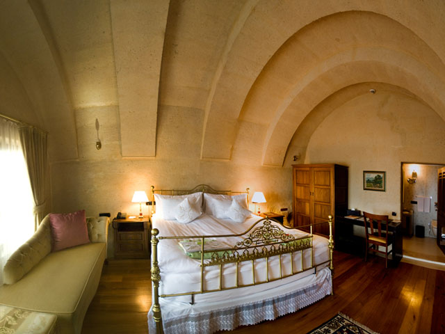 Cappadocia Cave Resort & Spa: Deluxe Suite Bedroom