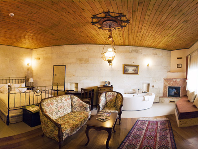 Cappadocia Cave Resort & Spa: Deluxe Room