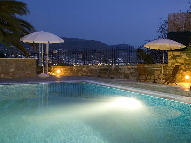 Paros Eden Park Hotel: Pool Night View