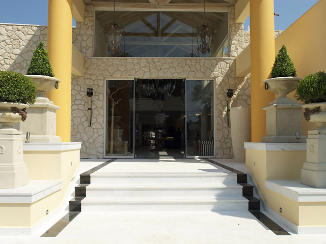 Litohoro Olympus Resort Villas & Spa - Entrance