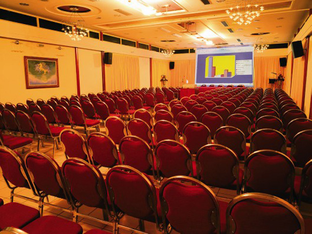 Angelika Pallas - Conference Hall