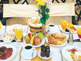 Theoxenia Palace Hotel: Breakfast