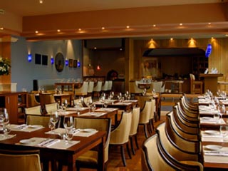 Sheraton Istanbul Maslak Hotel: Restaurant