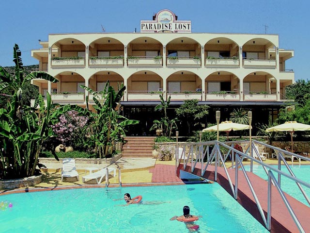 Paradise Lost Hotel - 