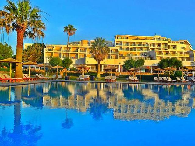 Doreta Beach Resort  and Spa