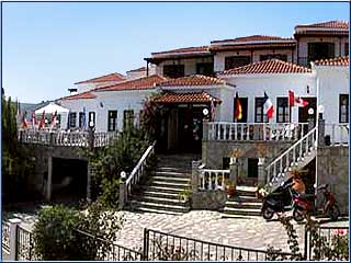 Dionyssos Hotel
