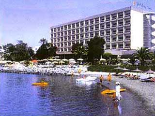 Crowne Plaza Limassol (ex Holiday Inn Limassol)