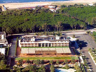 Savoy Beach Hotel