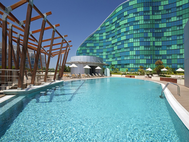 Hilton Capital Grand Abu Dhabi Hotel