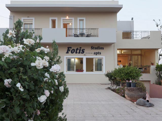 Fotis Studios Apartments