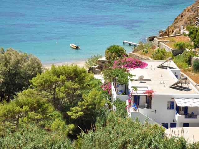 Levrossos Beach Apartments